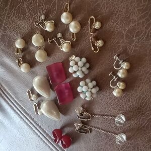 Vintage earrings 12 pair screw on clip on gold and silver tone